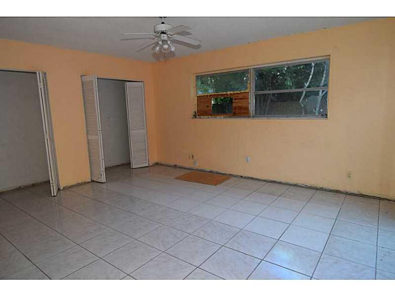 PLANTATION PARK LAKESITES - Residential