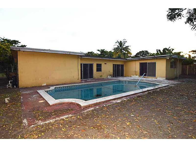 PLANTATION PARK LAKESITES - Residential