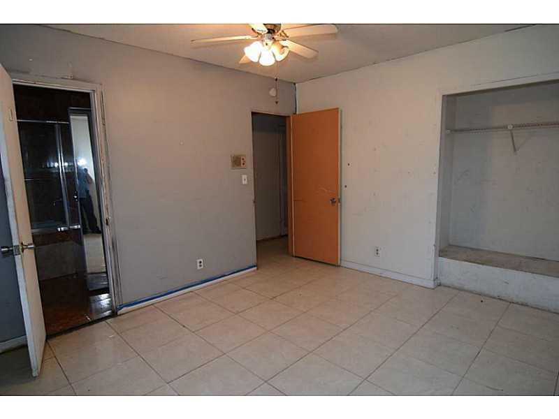 PLANTATION PARK LAKESITES - Residential