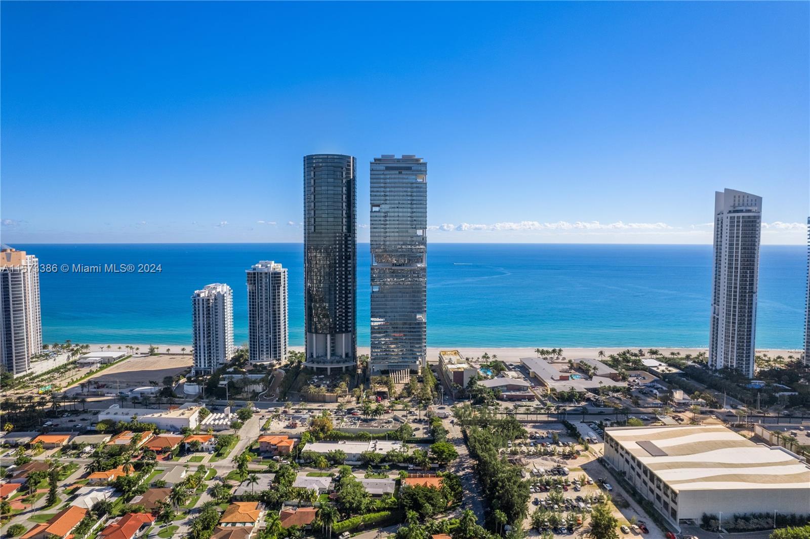 Turnberry Ocean Club - Residential