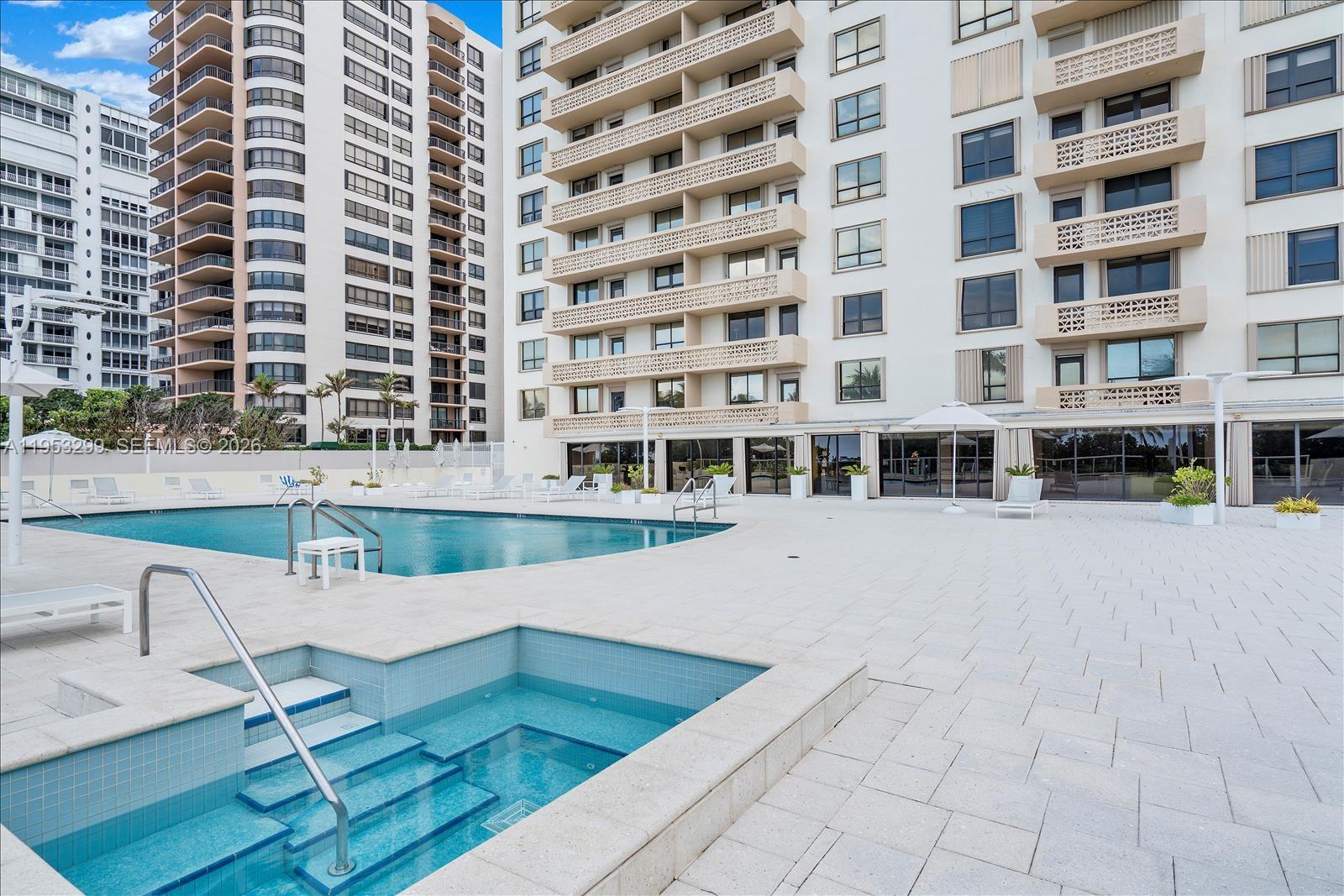 THE PLAZA OF BAL HARBOUR - Residential