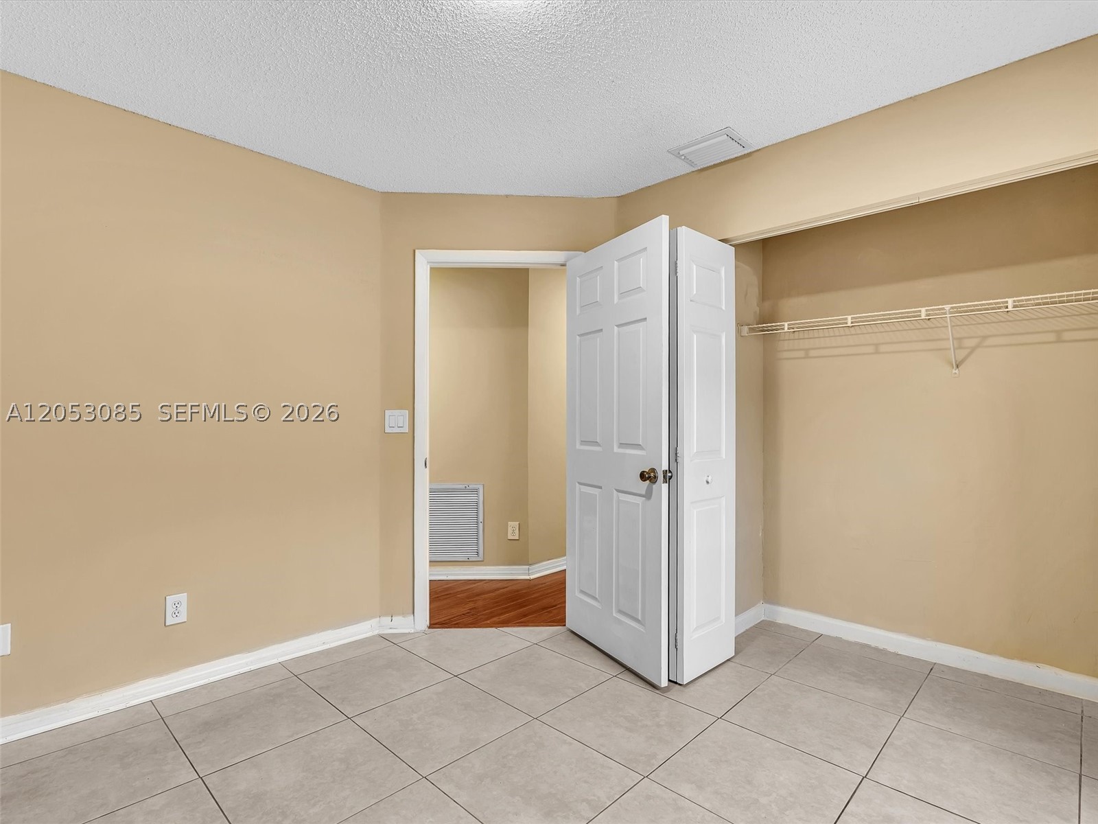 LAKES OF NEWPORT II - Residential