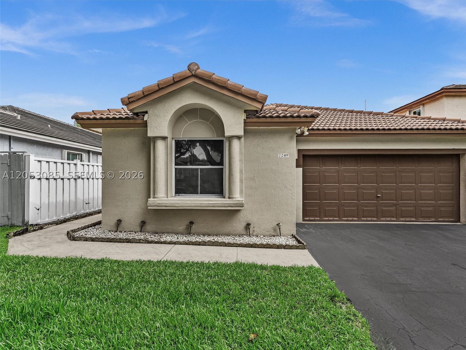 LAKES OF NEWPORT II - Residential