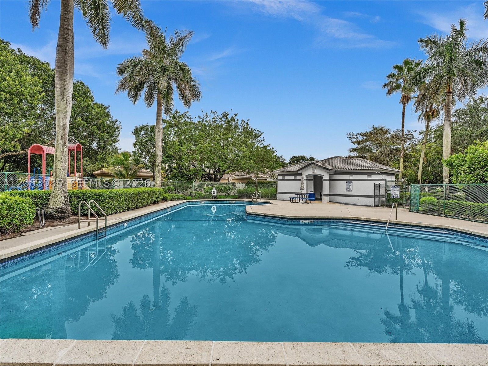 LAKES OF NEWPORT II - Residential