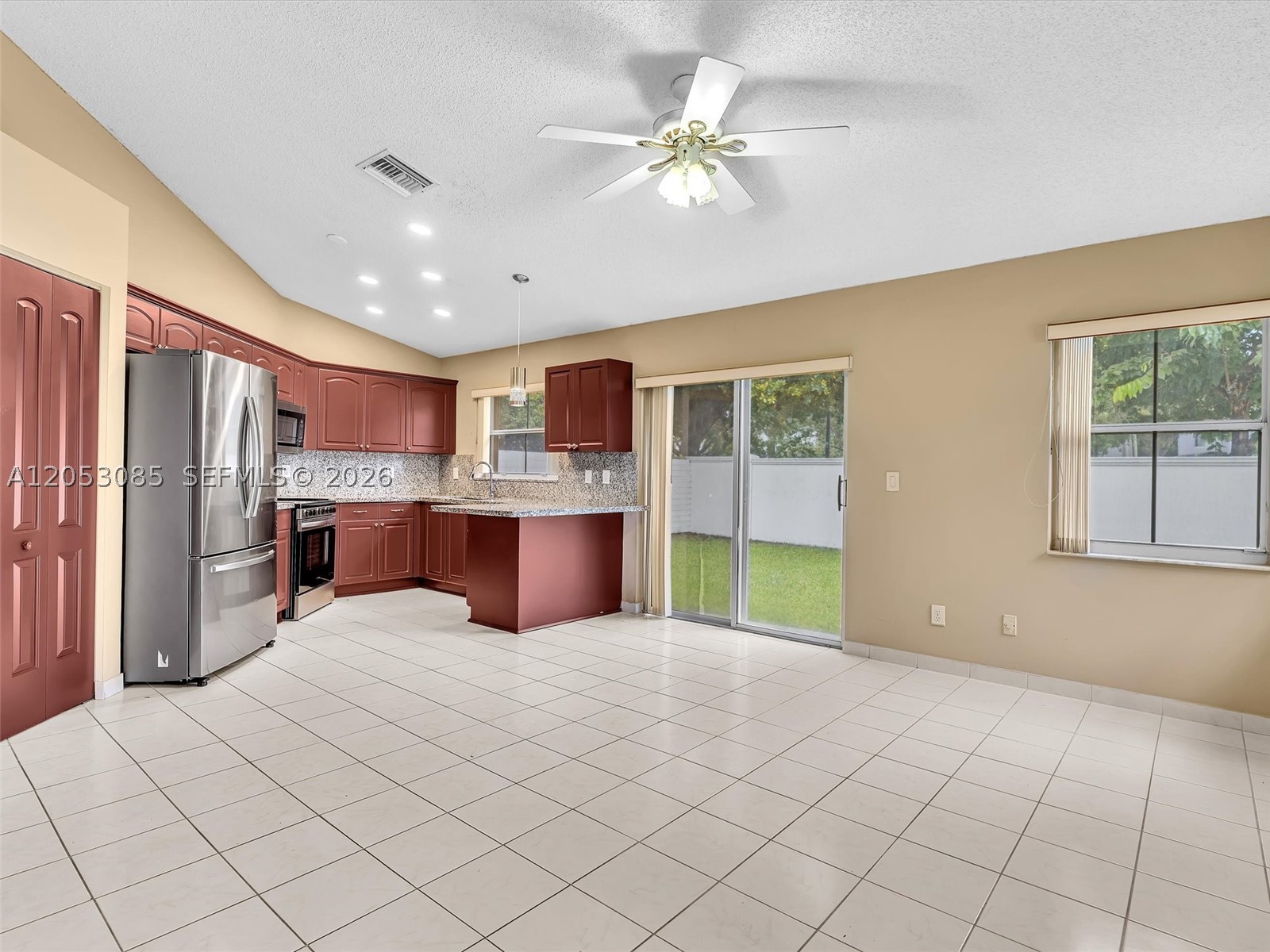 LAKES OF NEWPORT II - Residential