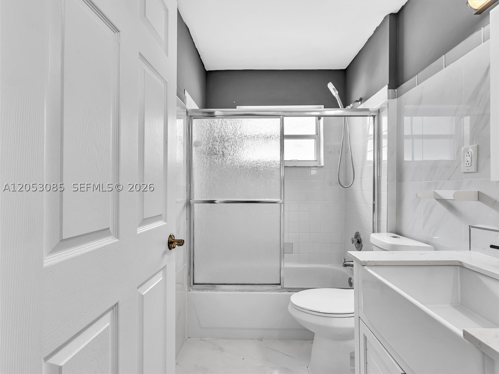 LAKES OF NEWPORT II - Residential
