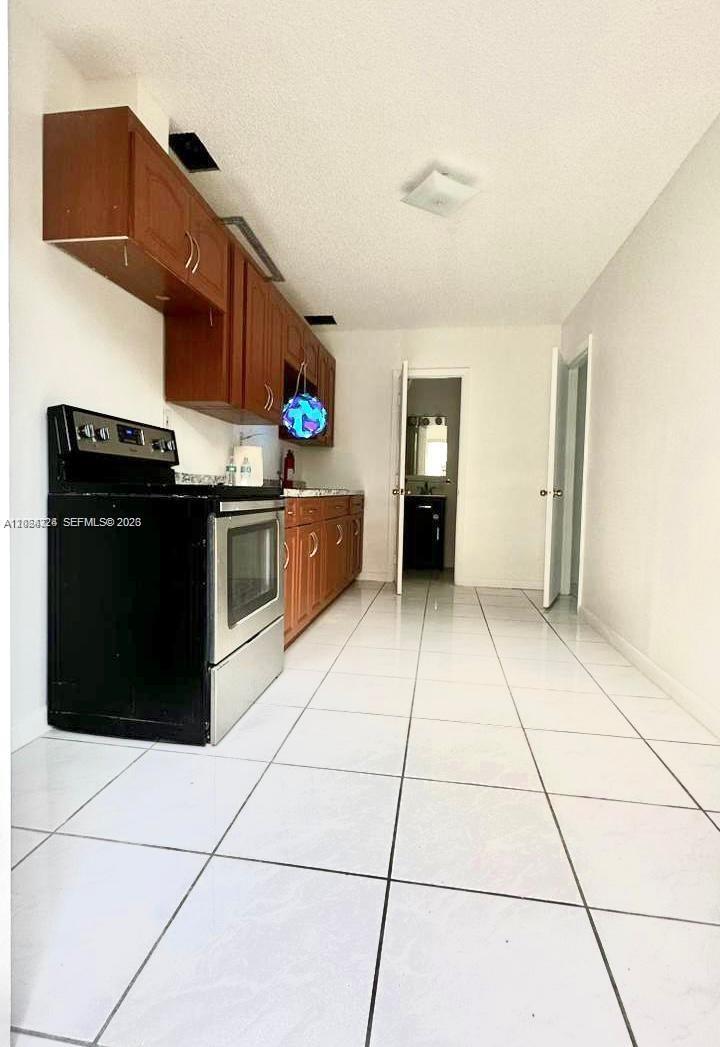 SKY LAKE HOMES 2ND ADDN - Residential Lease