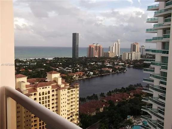 THE LANDMARK CONDO - Residential