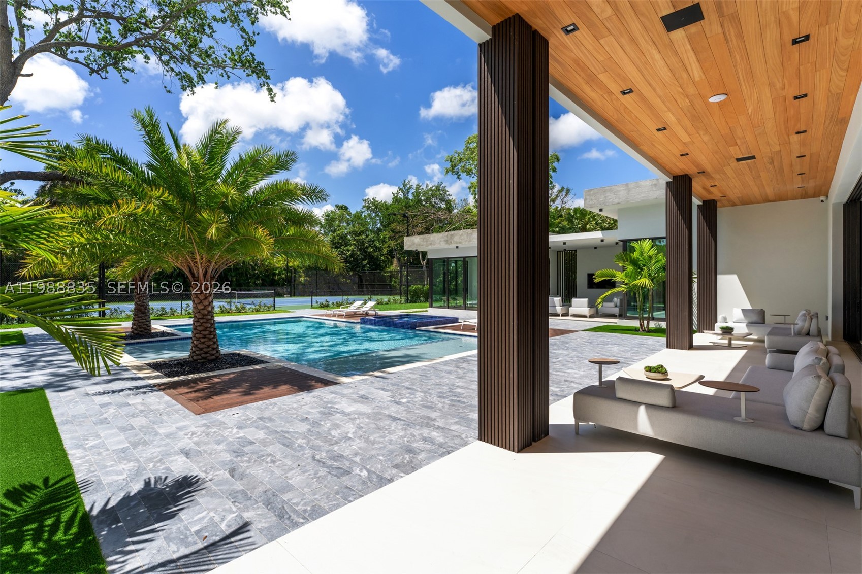 KILLIAN DRIVE ESTATES - Residential