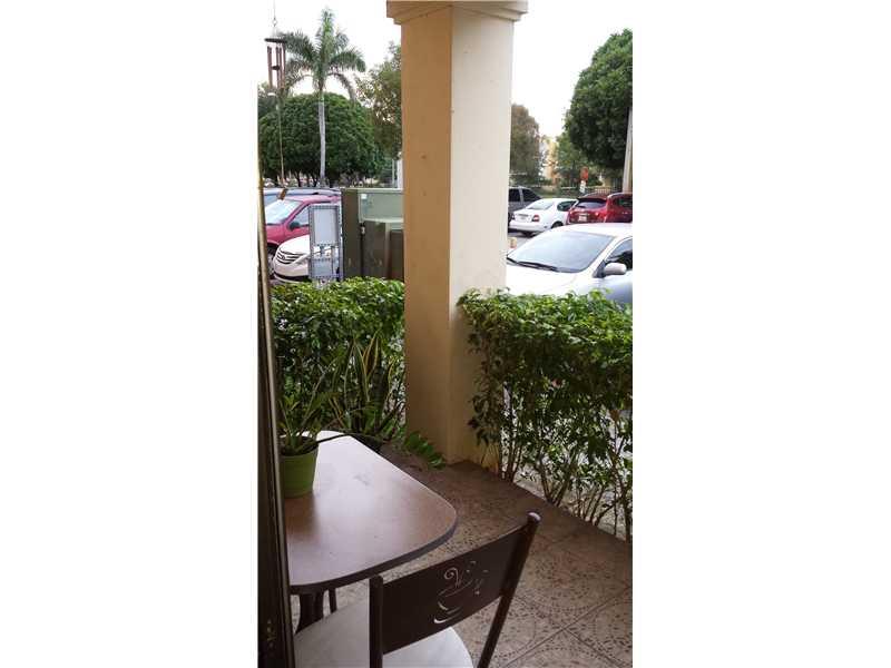 KEYSTONE COURTS CONDO - Residential Lease