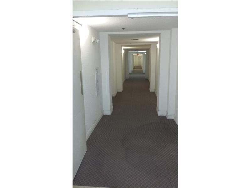 KEYSTONE COURTS CONDO - Residential Lease