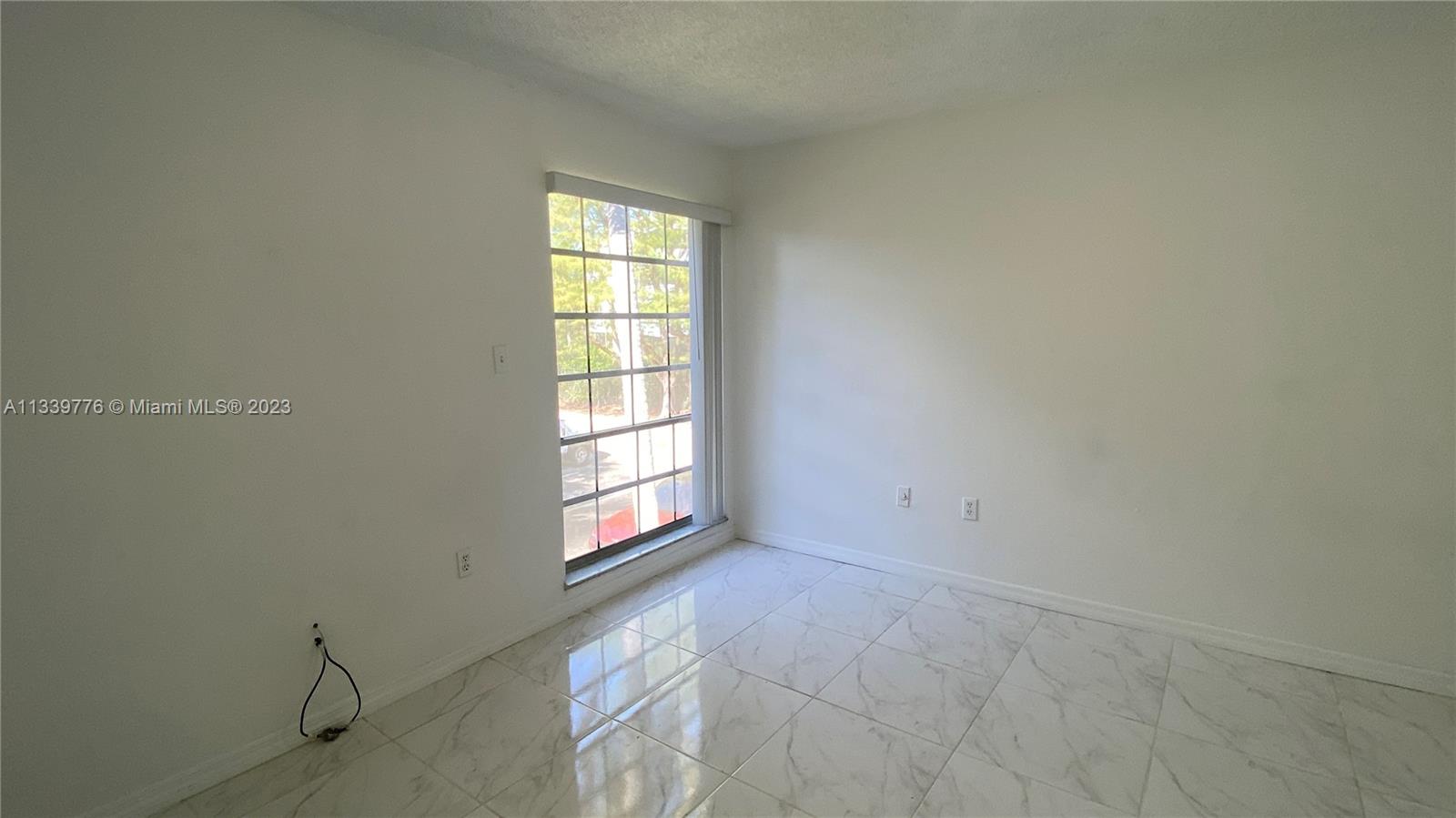 SPANISH TRACE CONDO - Residential Lease