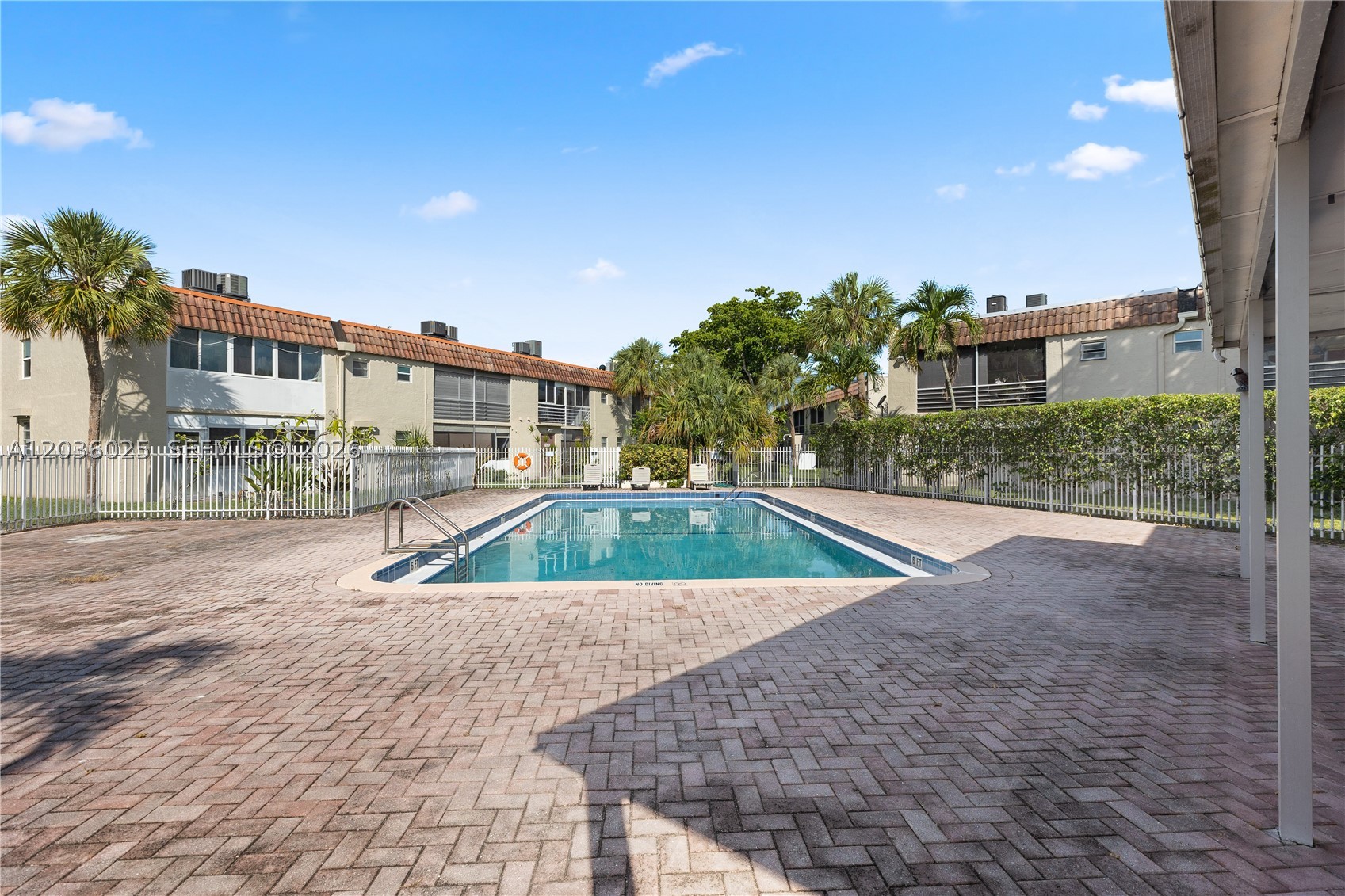 GATELAND VILLAGE SEC D CO - Residential