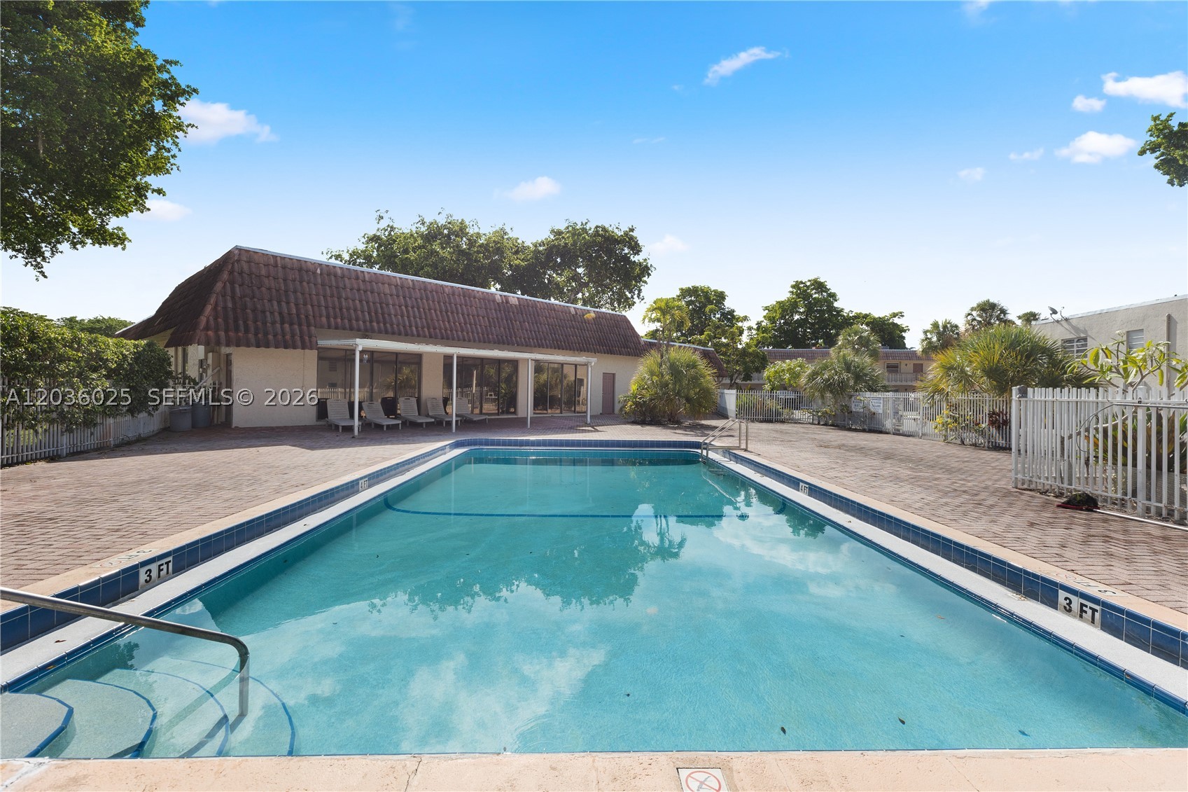 GATELAND VILLAGE SEC D CO - Residential