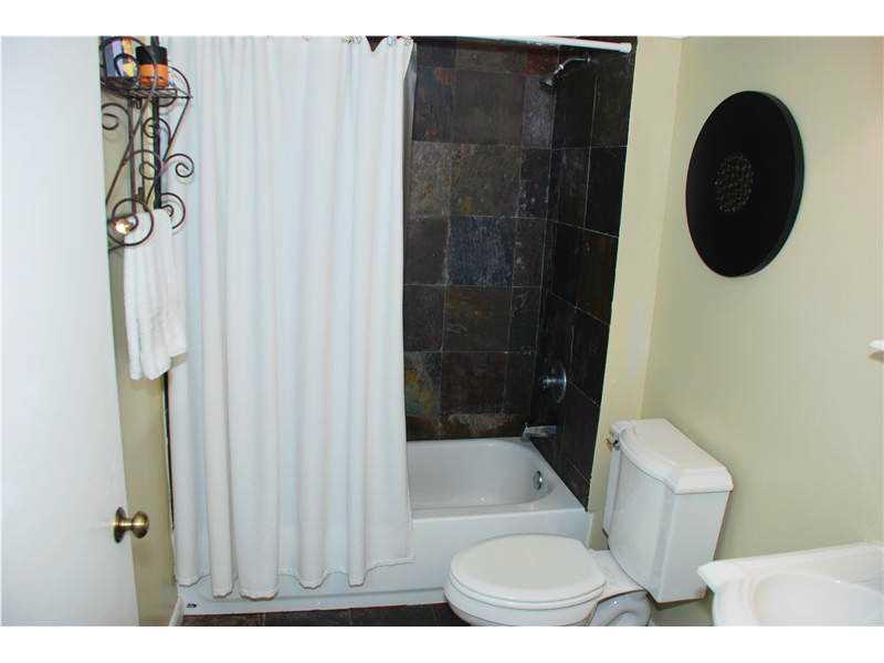 BRIARWINDS CONDO PH II - Residential Lease