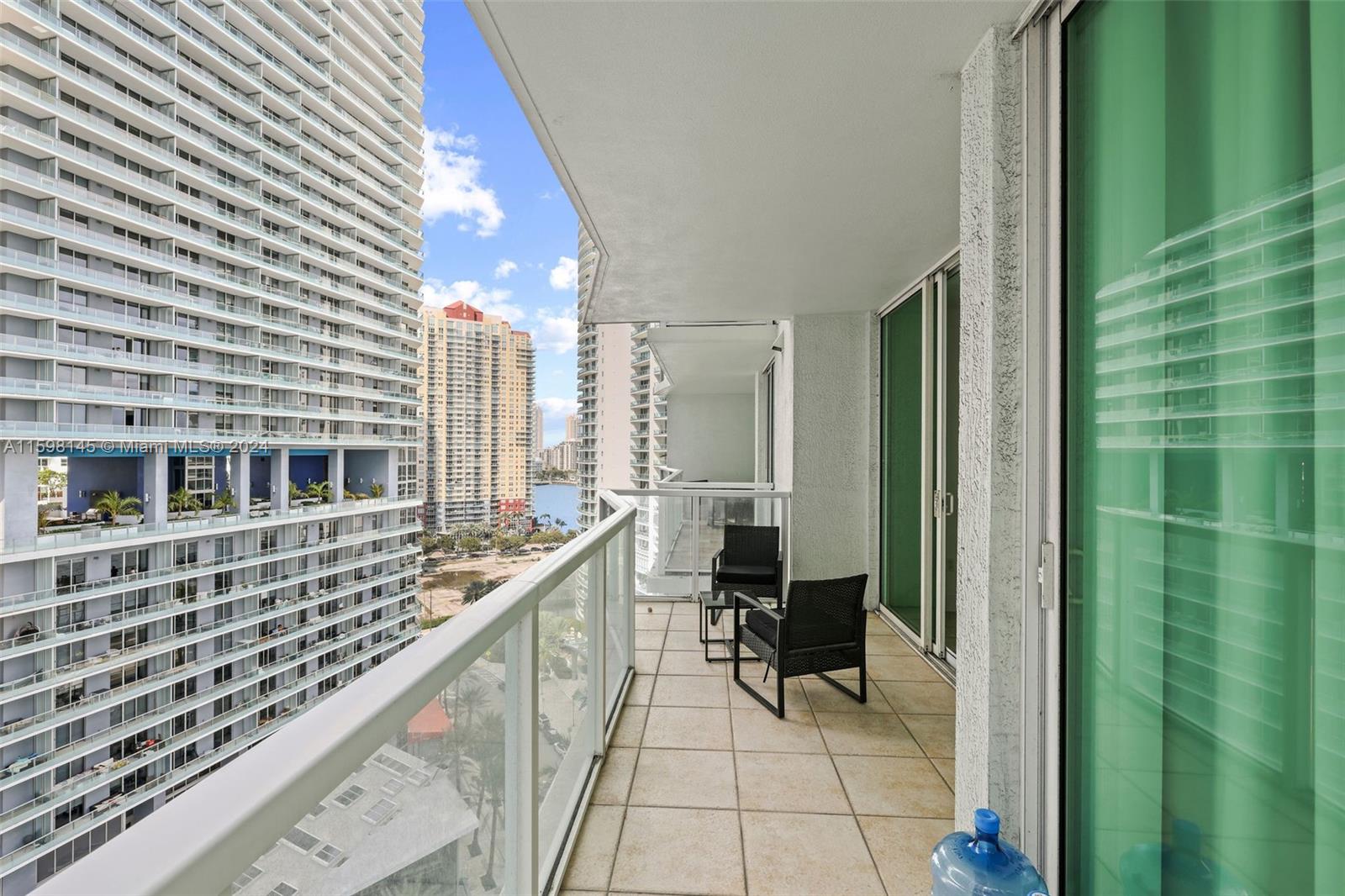 THE EMERALD AT BRICKELL C - Residential