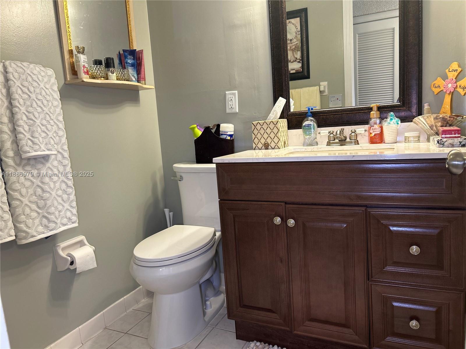 SANDALFOOT SOUTH ONE COND - Residential