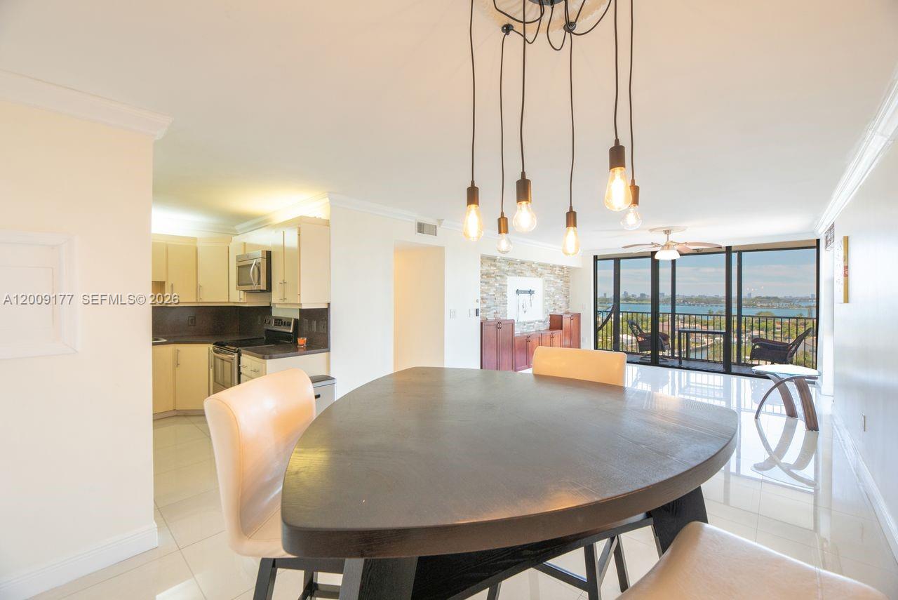 DORSET HOUSE CONDO - Residential