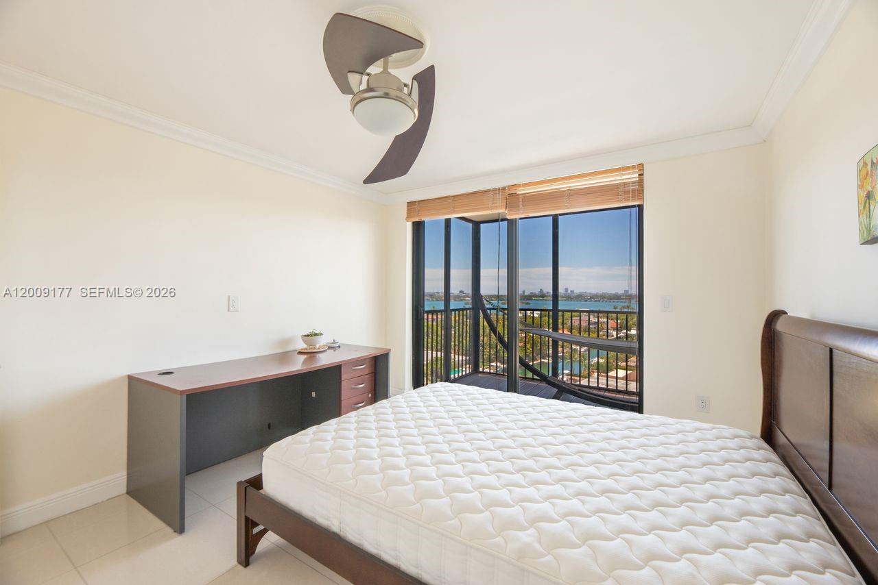 DORSET HOUSE CONDO - Residential
