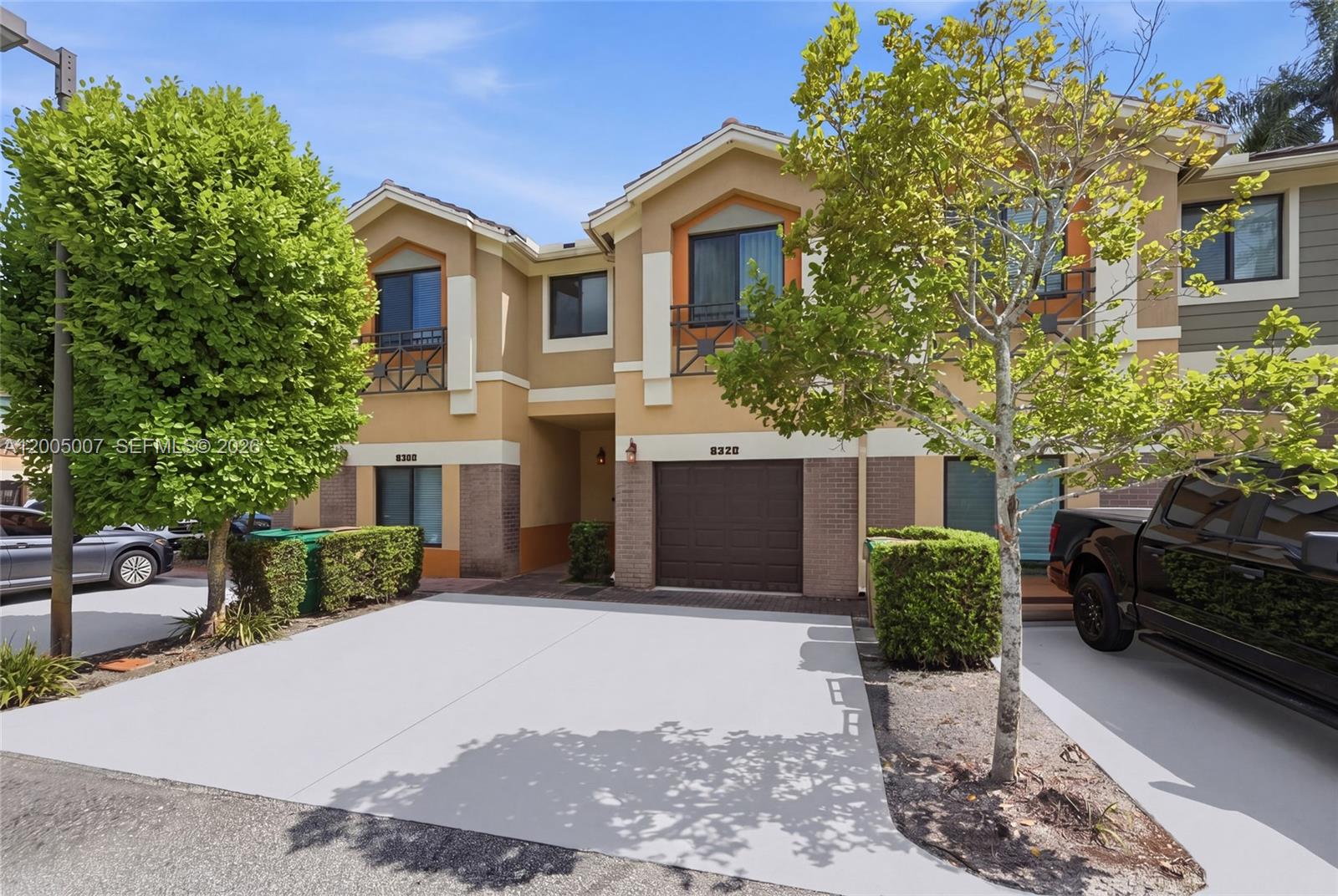 DAVIE JUNCTION - Residential