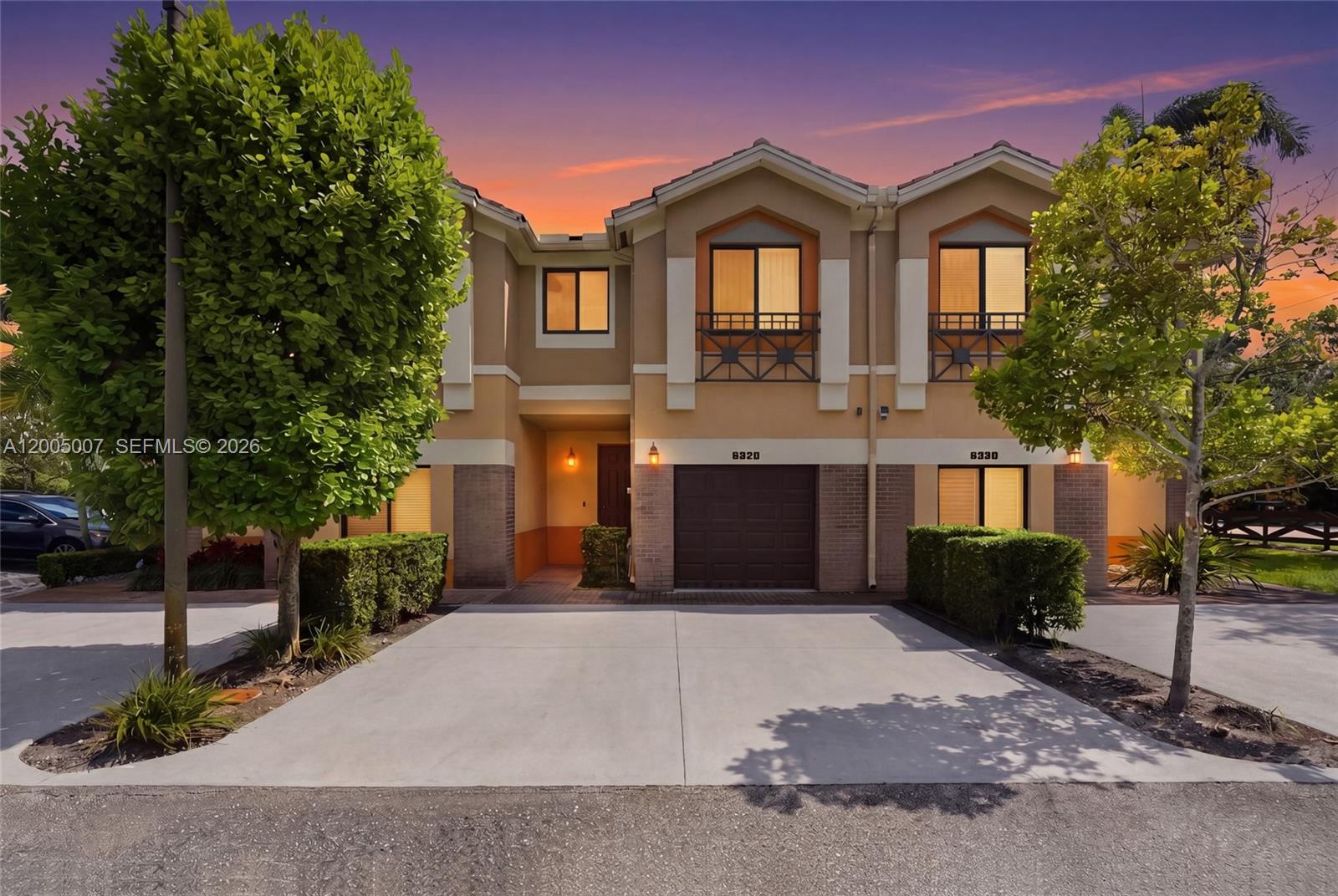 DAVIE JUNCTION - Residential