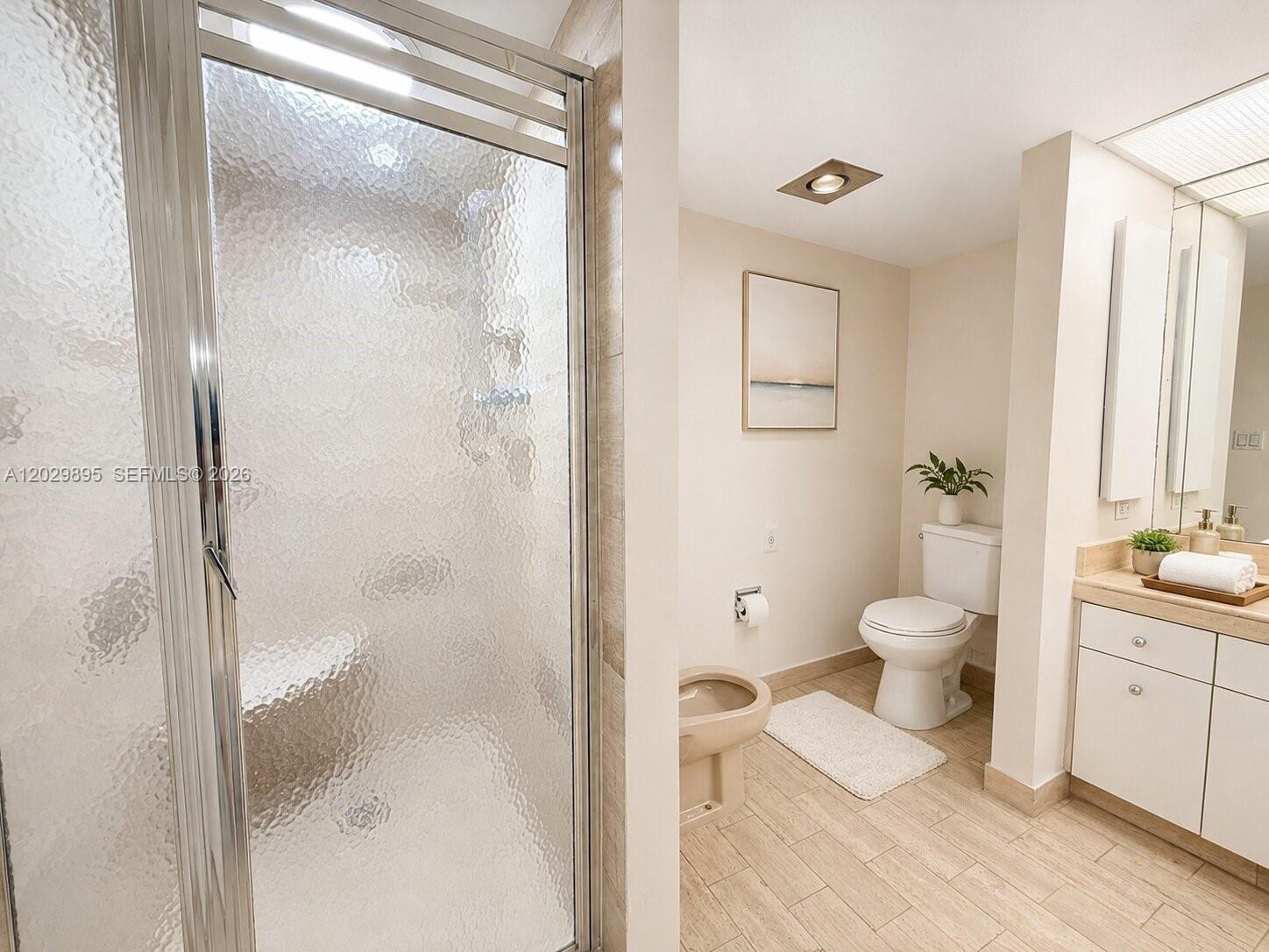 TURNBERRY ISLE CONDO - Residential Lease