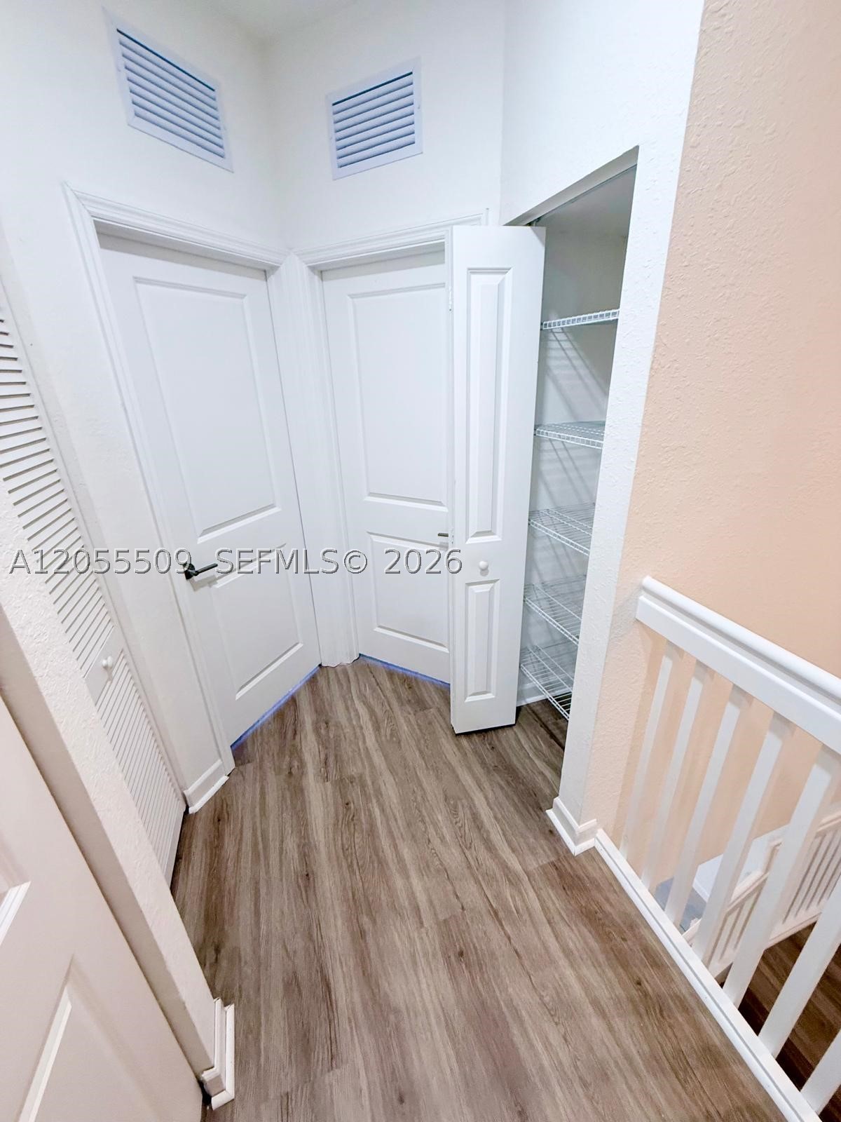 ENCLAVE SOUTH PHASE 2 - Residential