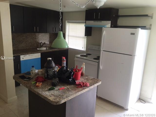 CENTRAL COMML HOMESTEAD - Residential Lease