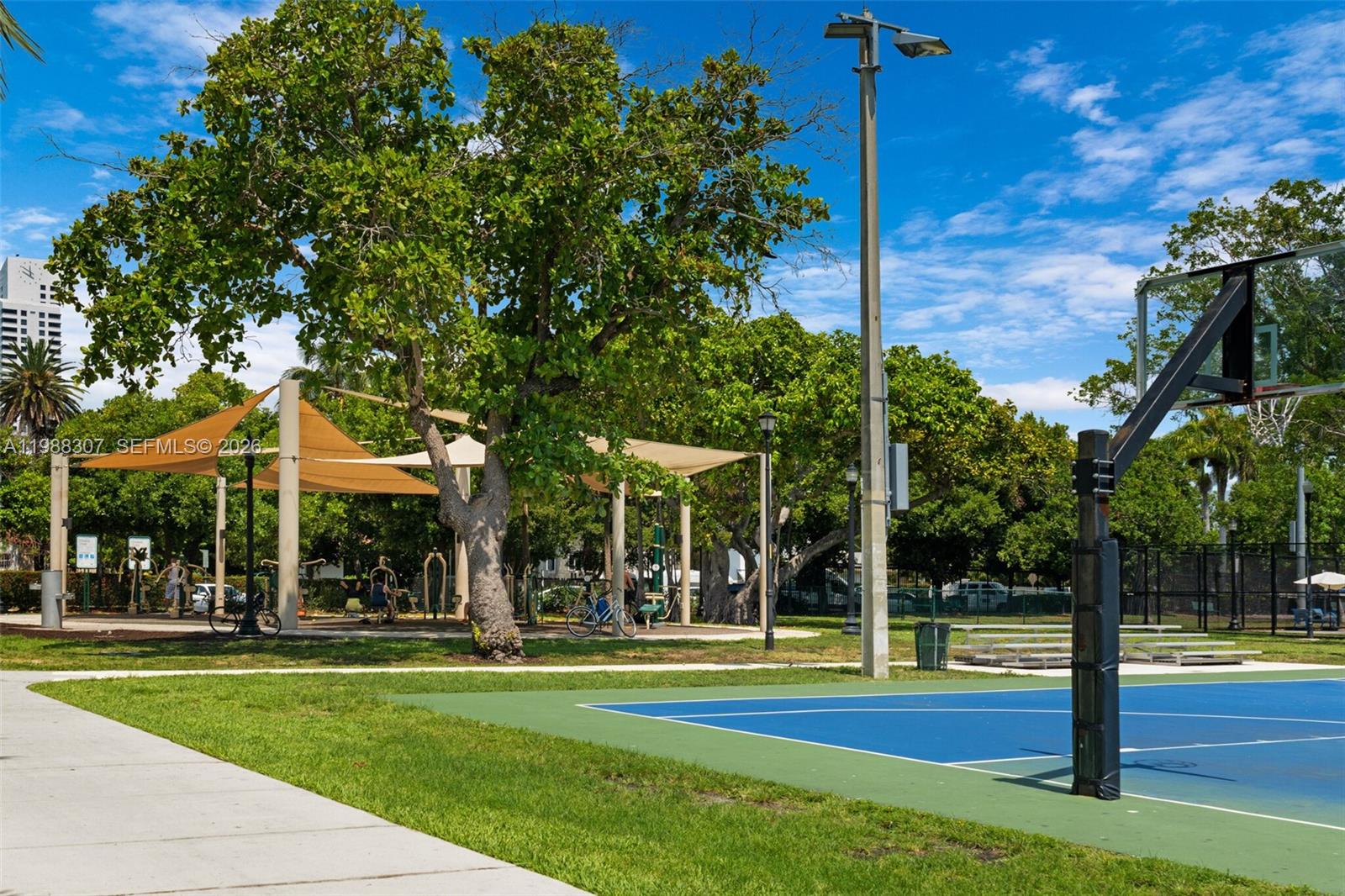 PARK SQUARE CONDO - Residential