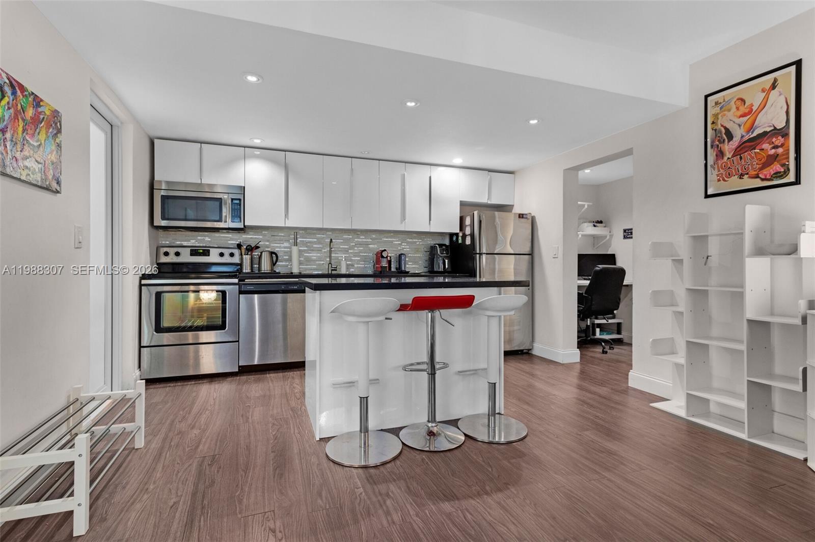 PARK SQUARE CONDO - Residential