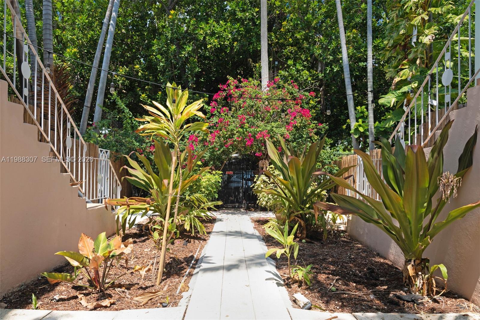 PARK SQUARE CONDO - Residential