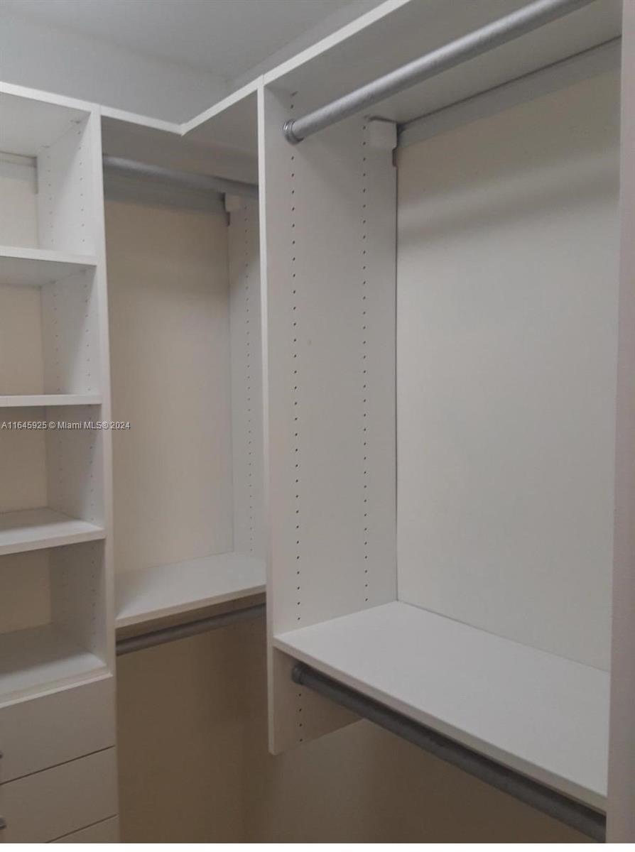 BAYVIEW POINT NORTH CONDO - Residential Lease