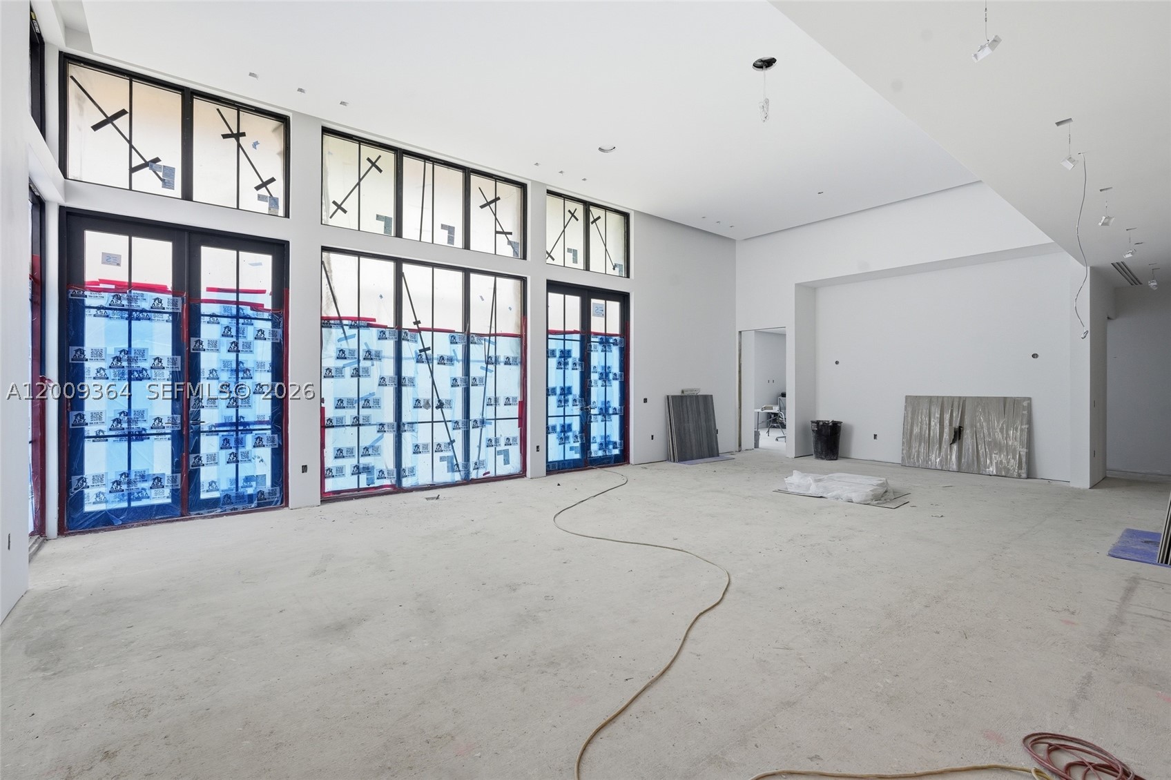 BAYSHORE PLAZA UNIT NO 6 - Residential