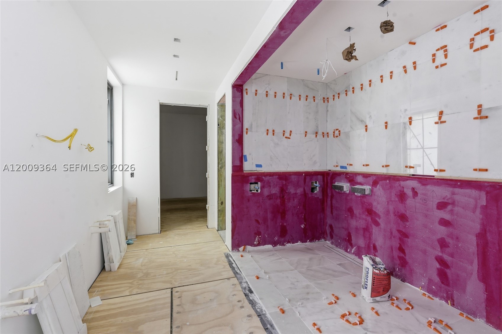 BAYSHORE PLAZA UNIT NO 6 - Residential