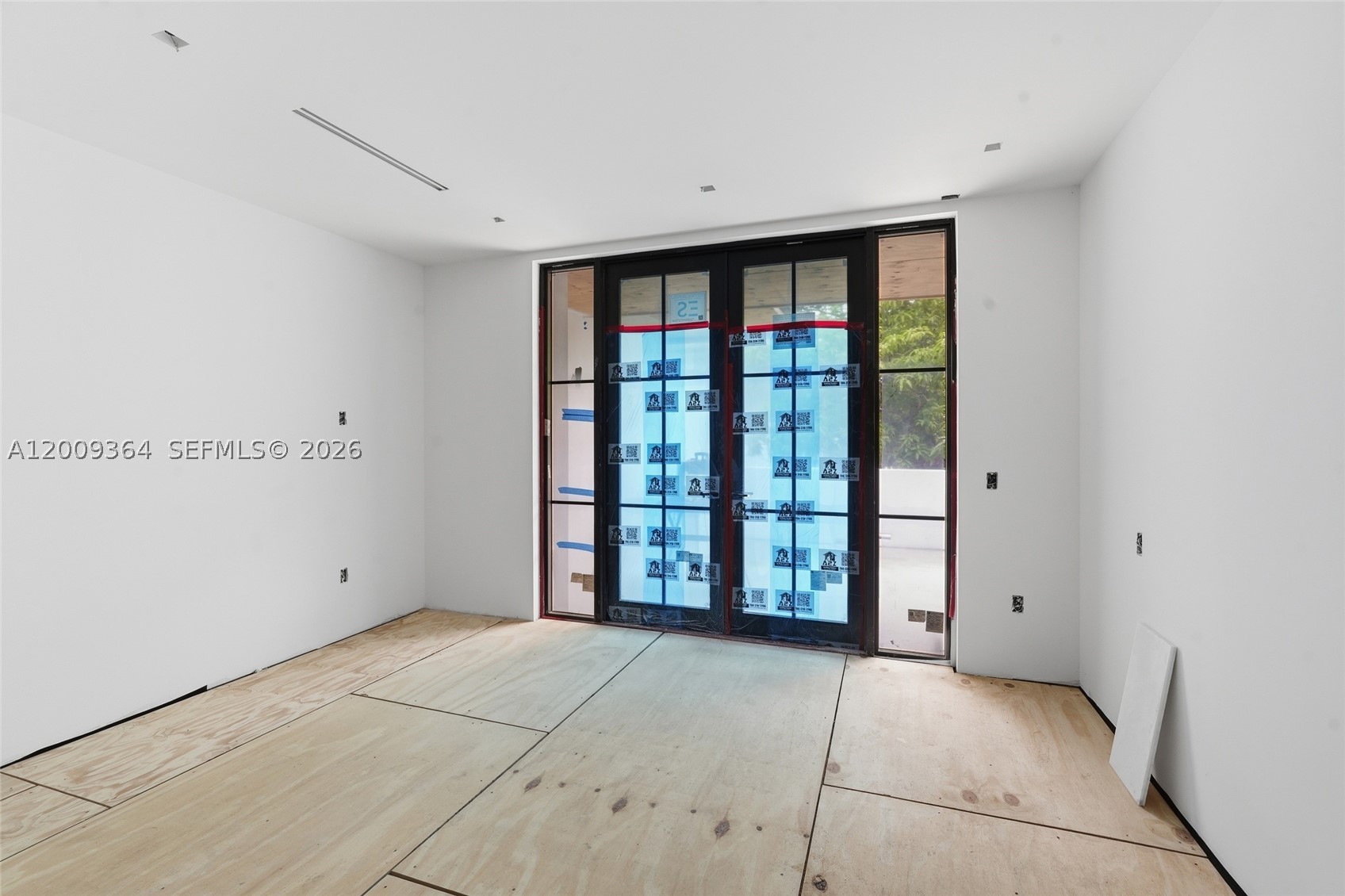 BAYSHORE PLAZA UNIT NO 6 - Residential