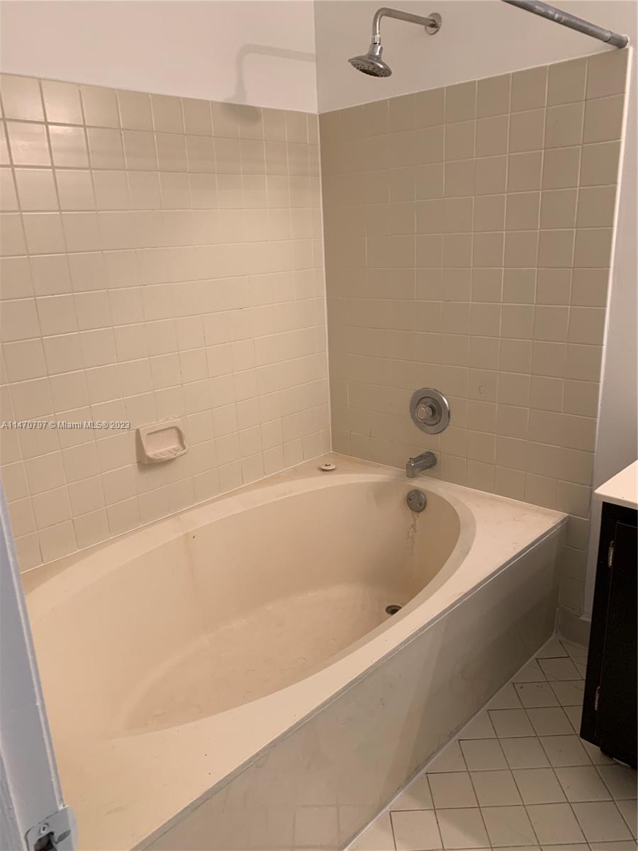 COSTA DEL SOL CONDO N - Residential Lease