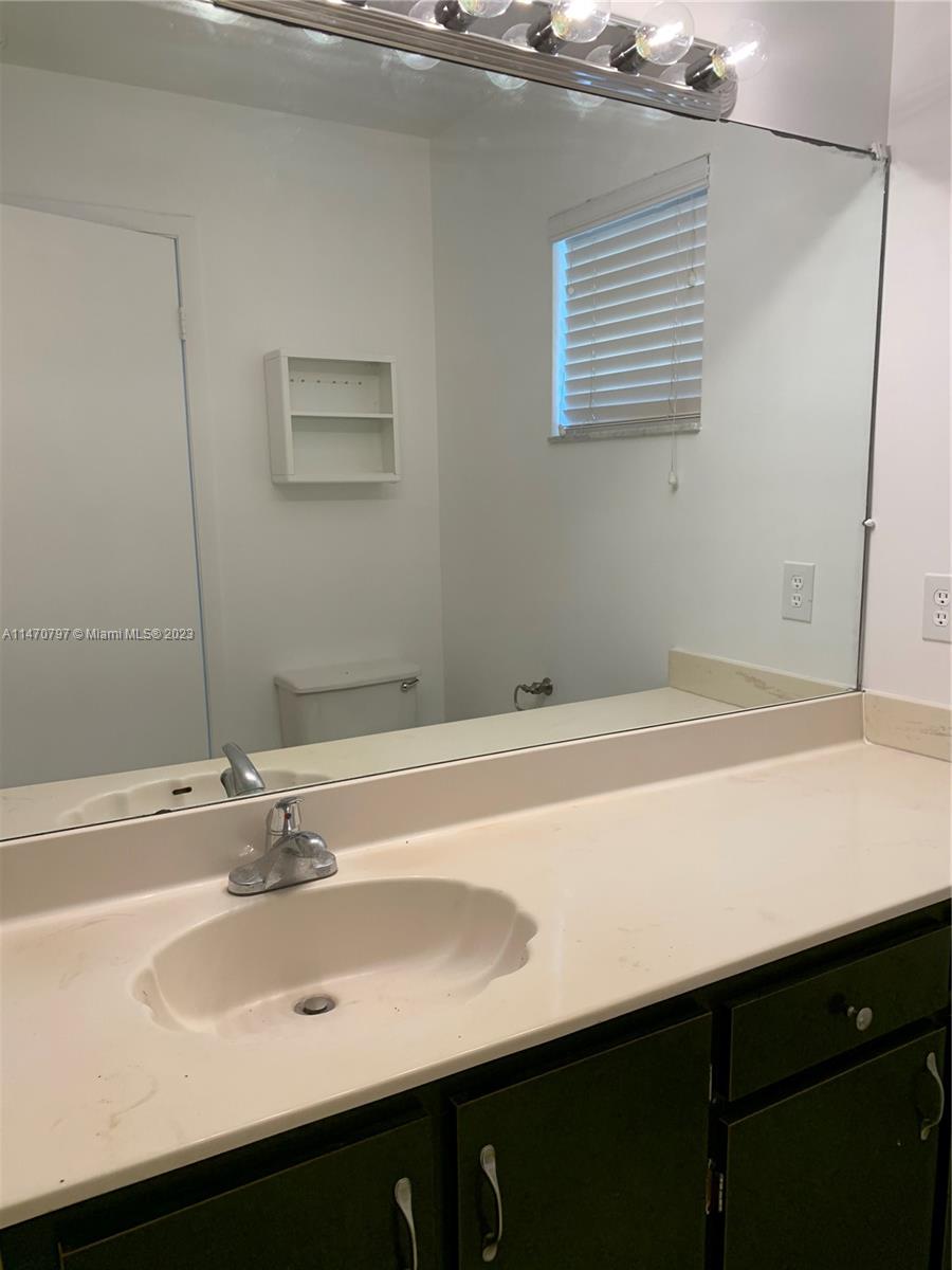 COSTA DEL SOL CONDO N - Residential Lease