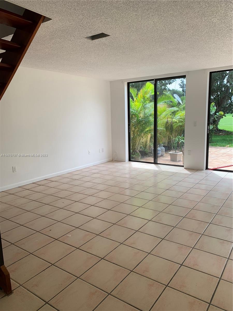 COSTA DEL SOL CONDO N - Residential Lease