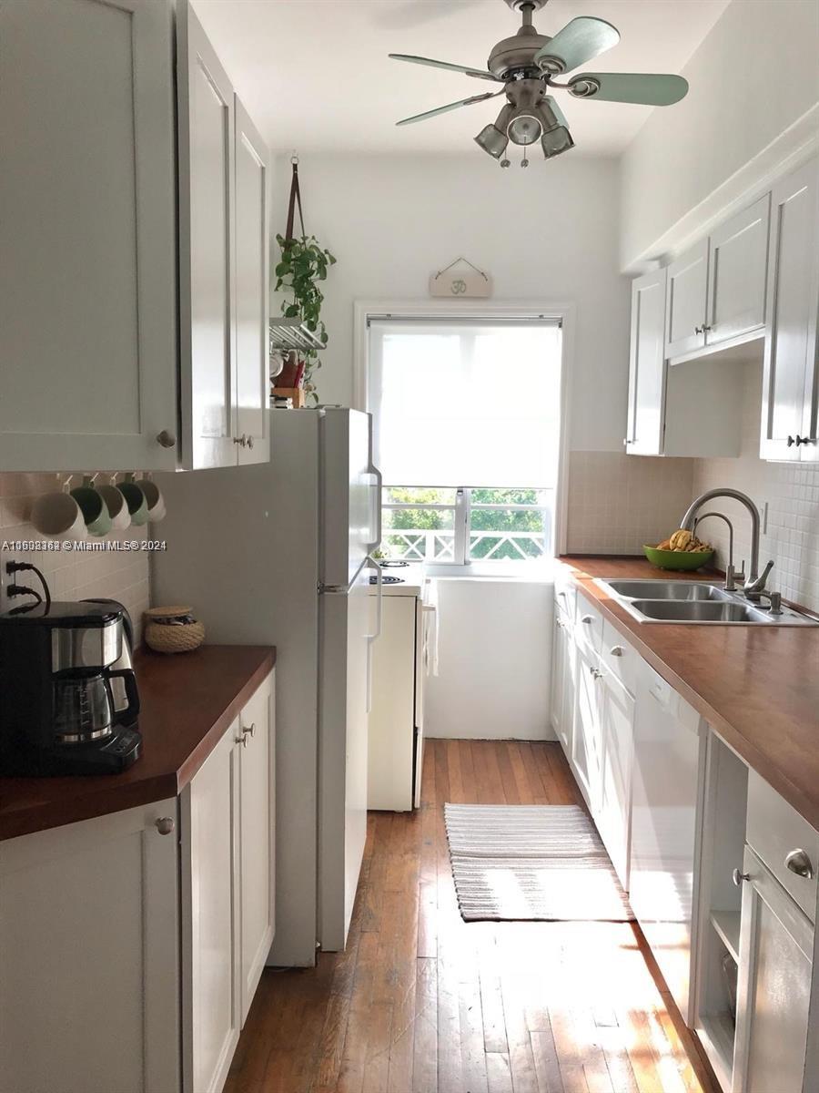 NORMANDY SHORES APTS COND - Residential Lease
