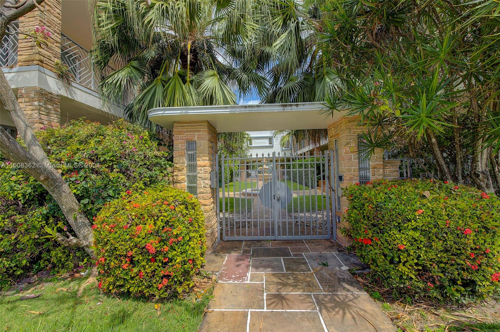 NORMANDY SHORES APTS COND - Residential Lease