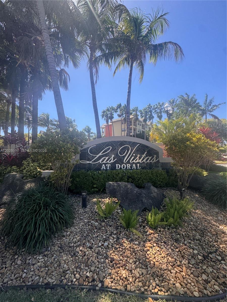 LAS VISTAS AT DORAL CONDO - Residential
