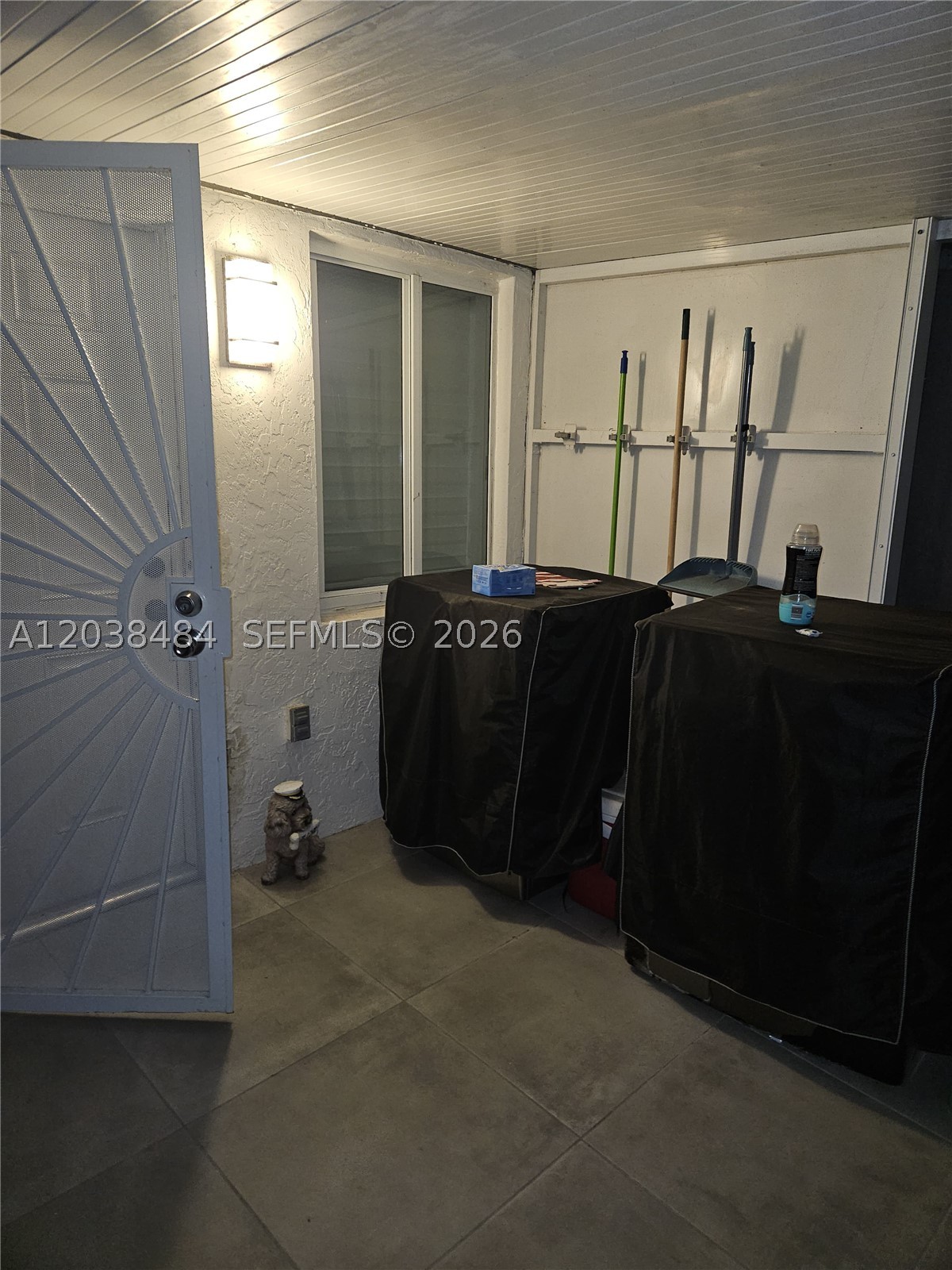 SUNSET WEST SEC 1 - Residential Lease