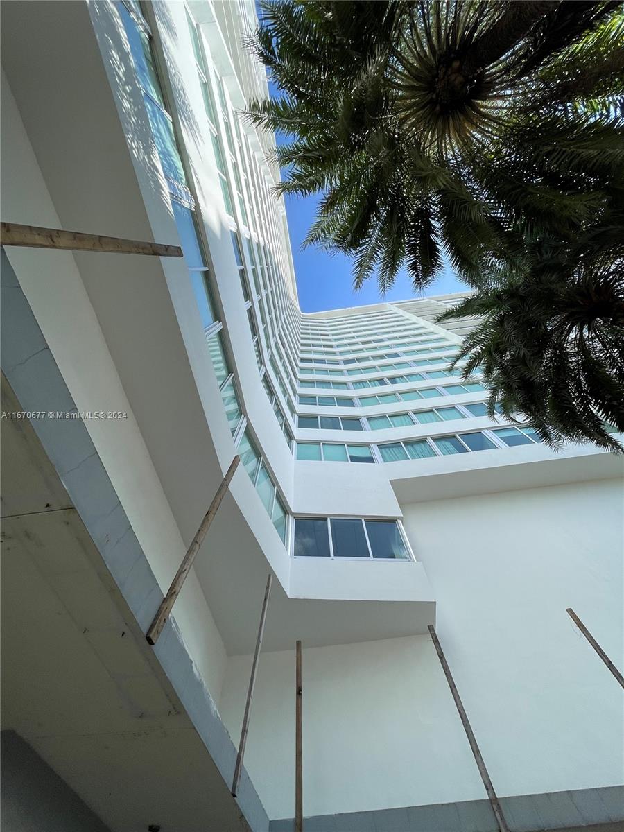 BURLEIGH HOUSE CONDO - Residential Lease