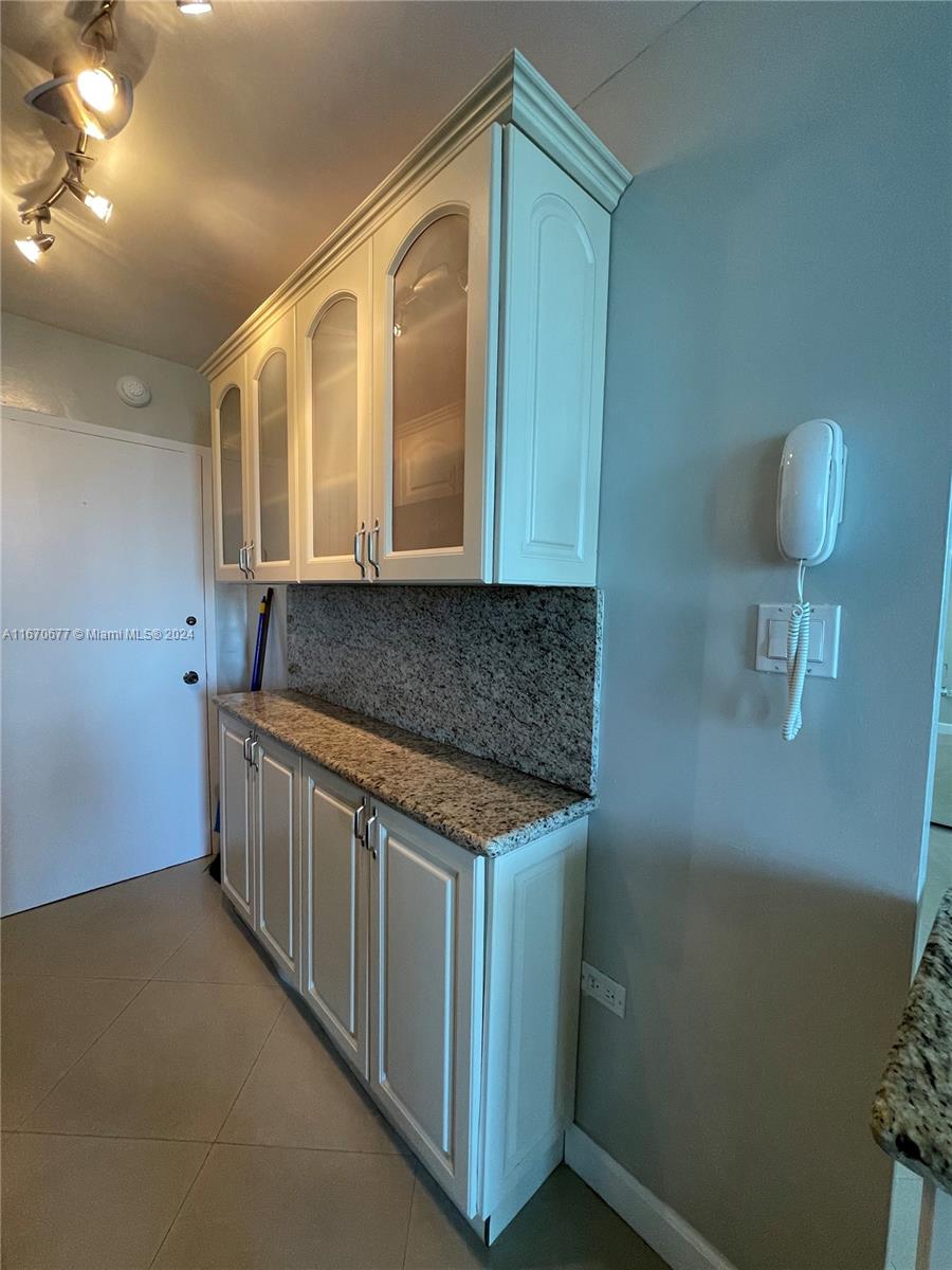 BURLEIGH HOUSE CONDO - Residential Lease