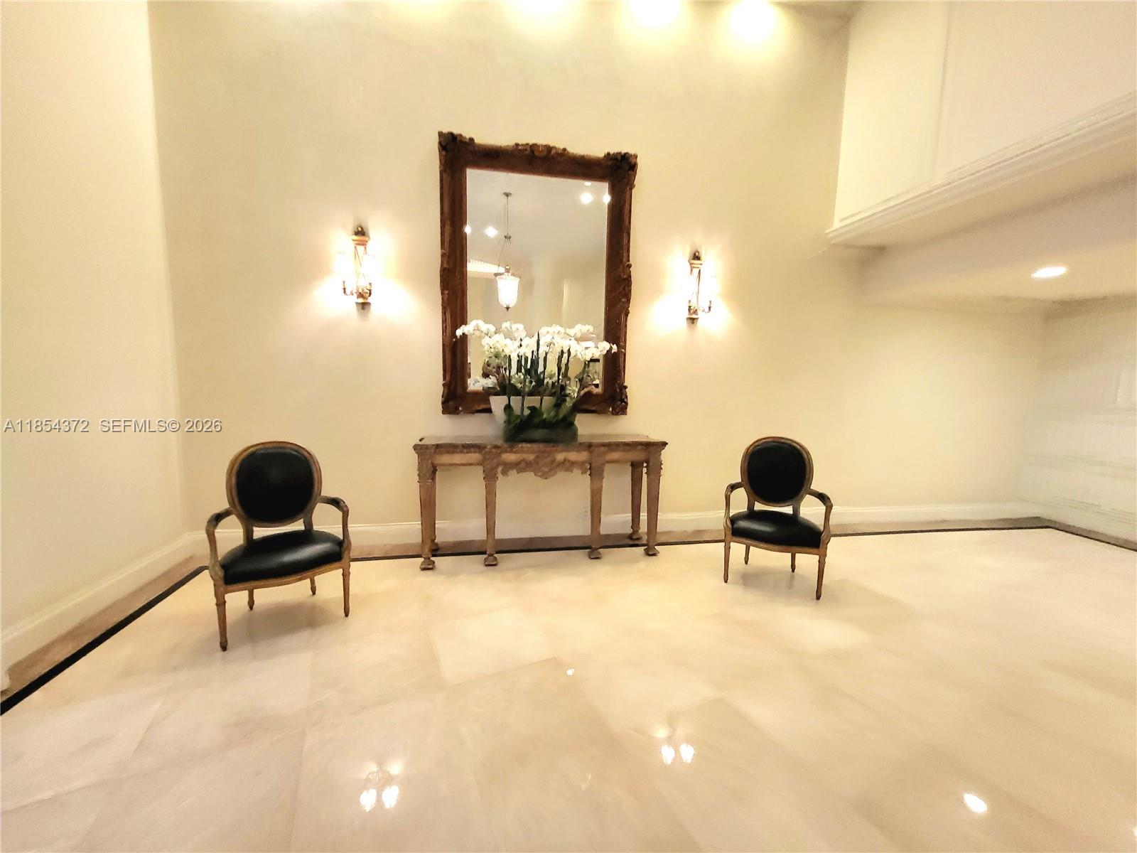 MYSTIC POINTE TOWER 500 C - Residential