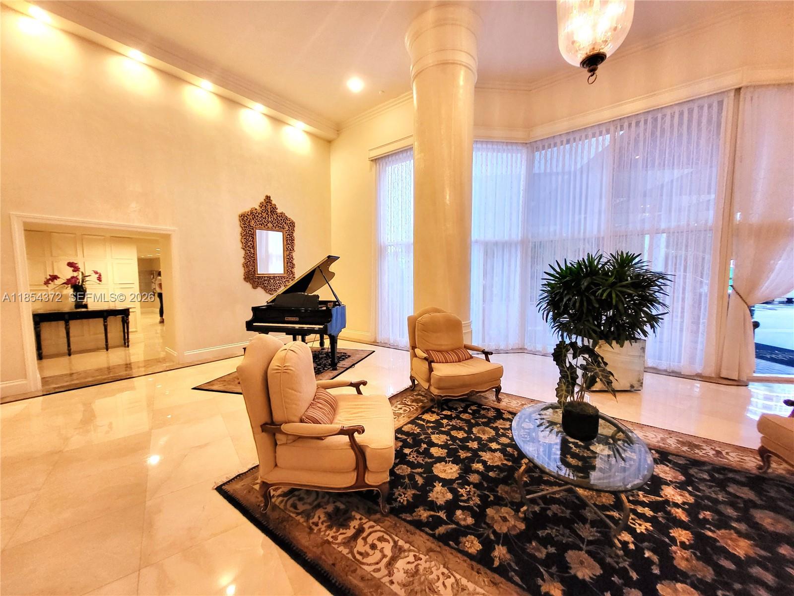 MYSTIC POINTE TOWER 500 C - Residential