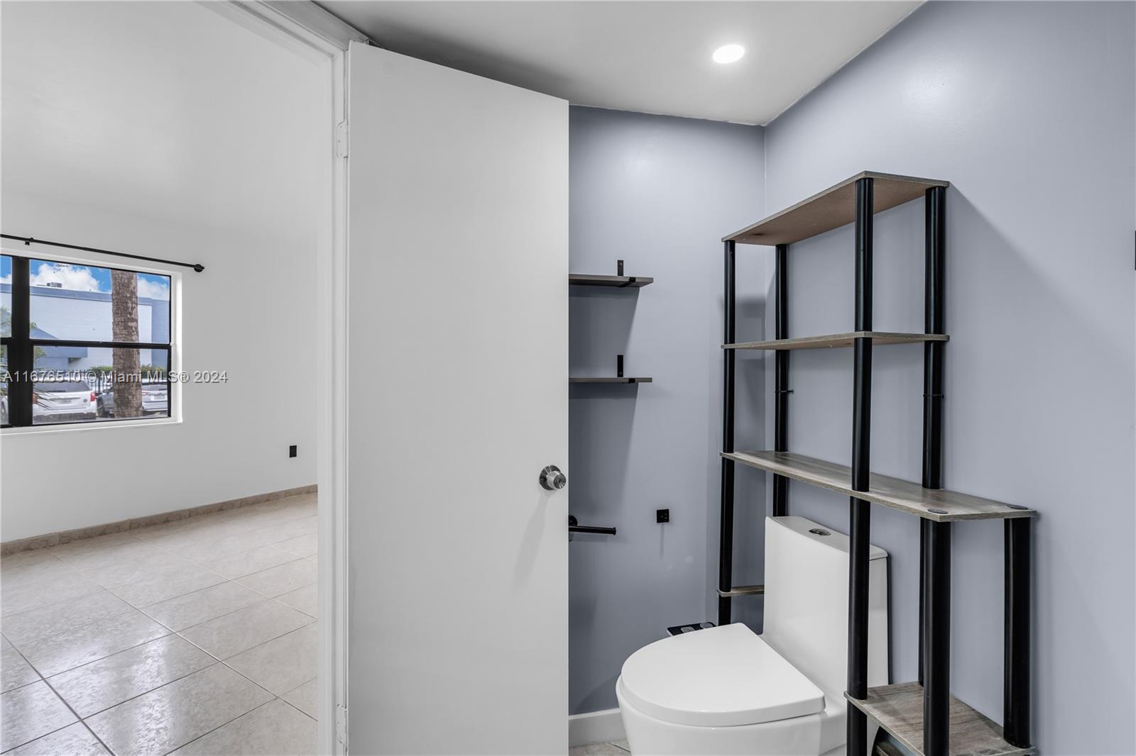 BLEAU FONTAINE CONDO #3 - Residential