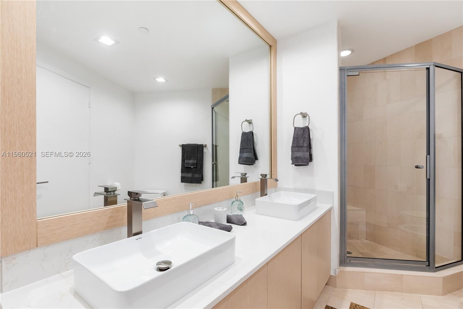 PORTOFINO TOWER CONDO - Residential