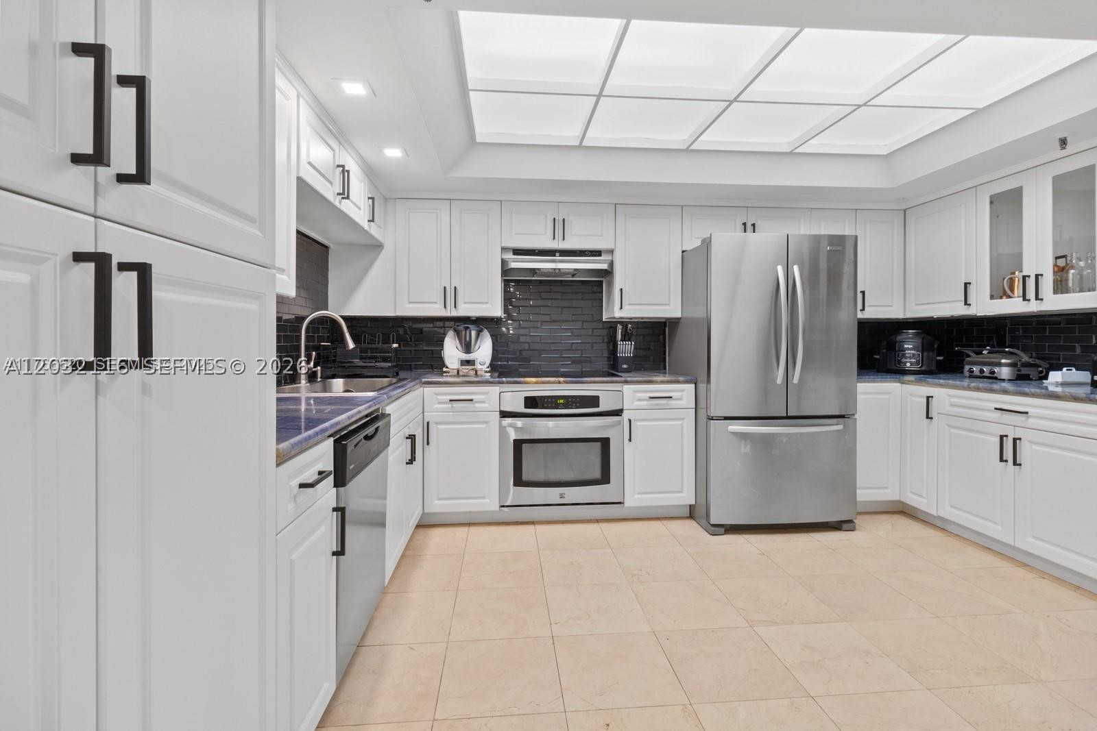 BRICKELL KEY ONE CONDO - Residential Lease