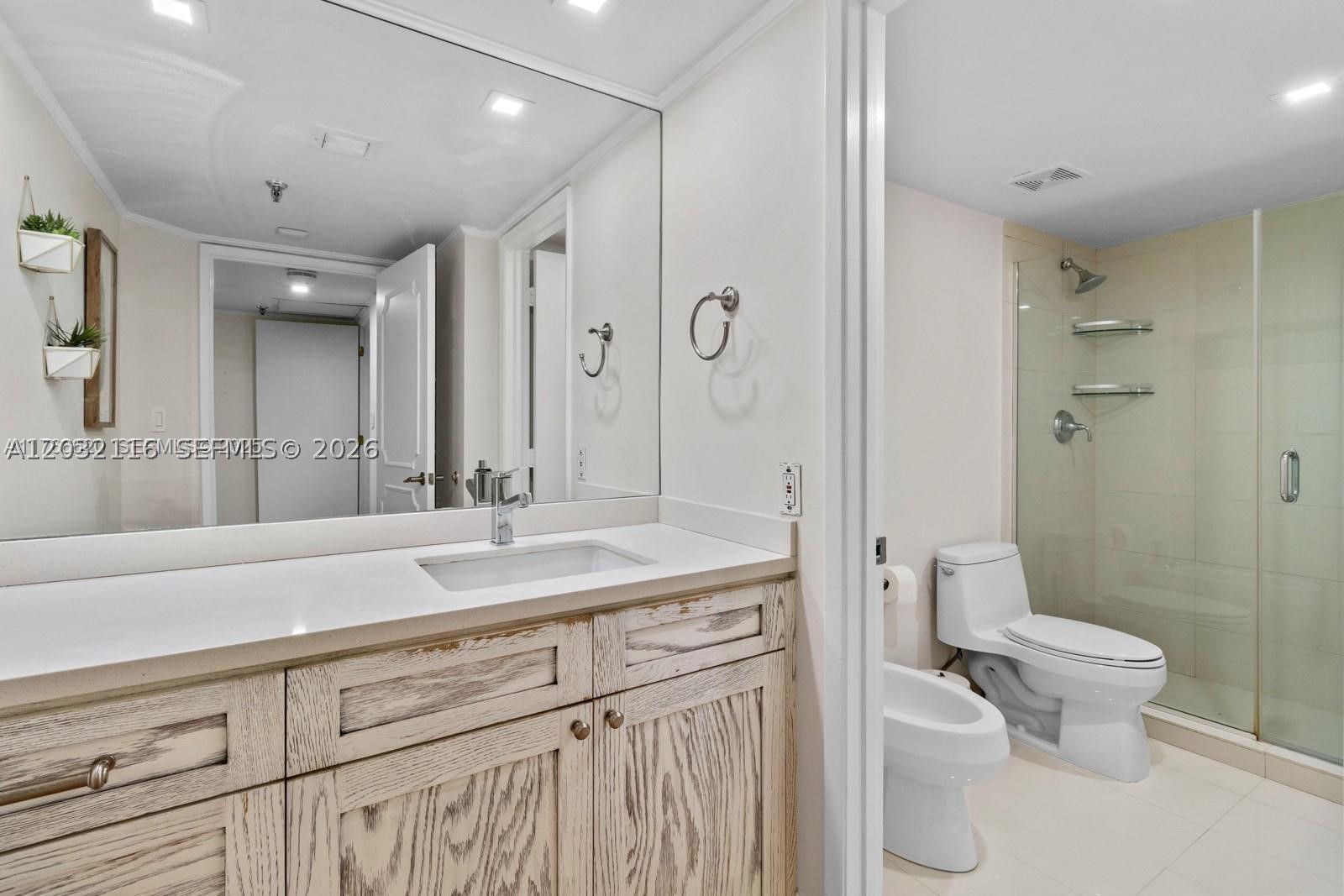 BRICKELL KEY ONE CONDO - Residential Lease